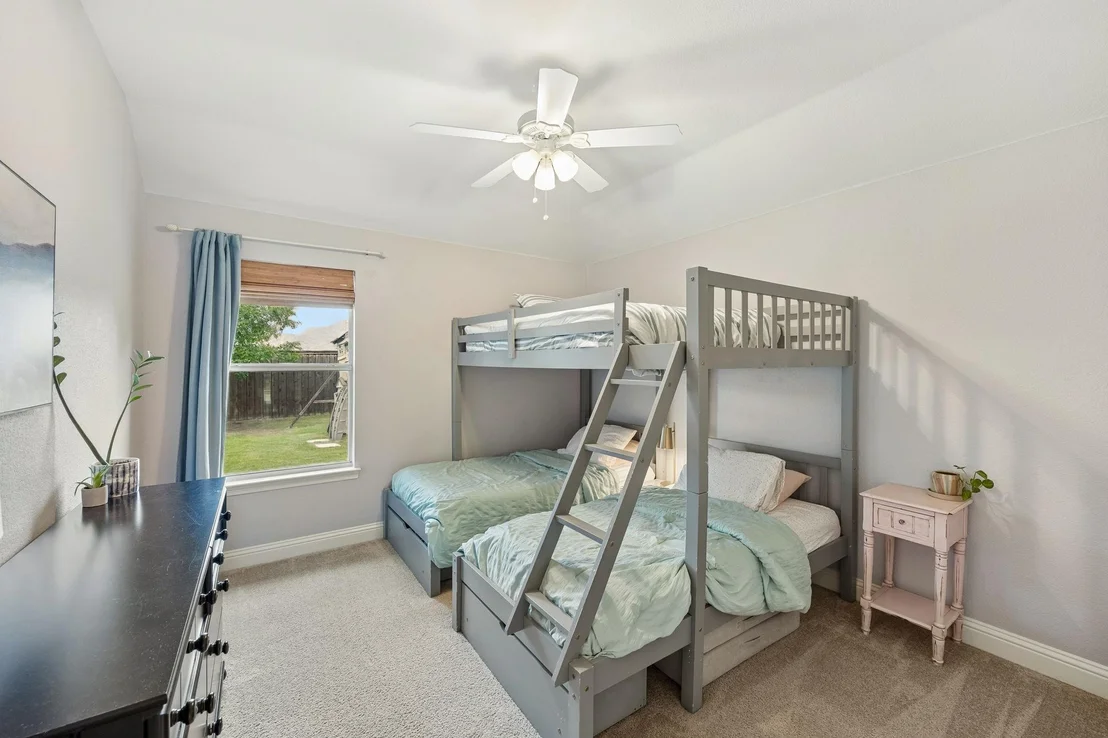 Photo of 671 Stefhanie Drive