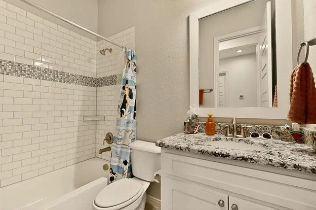 Photo of 1107 Devonshire Drive S