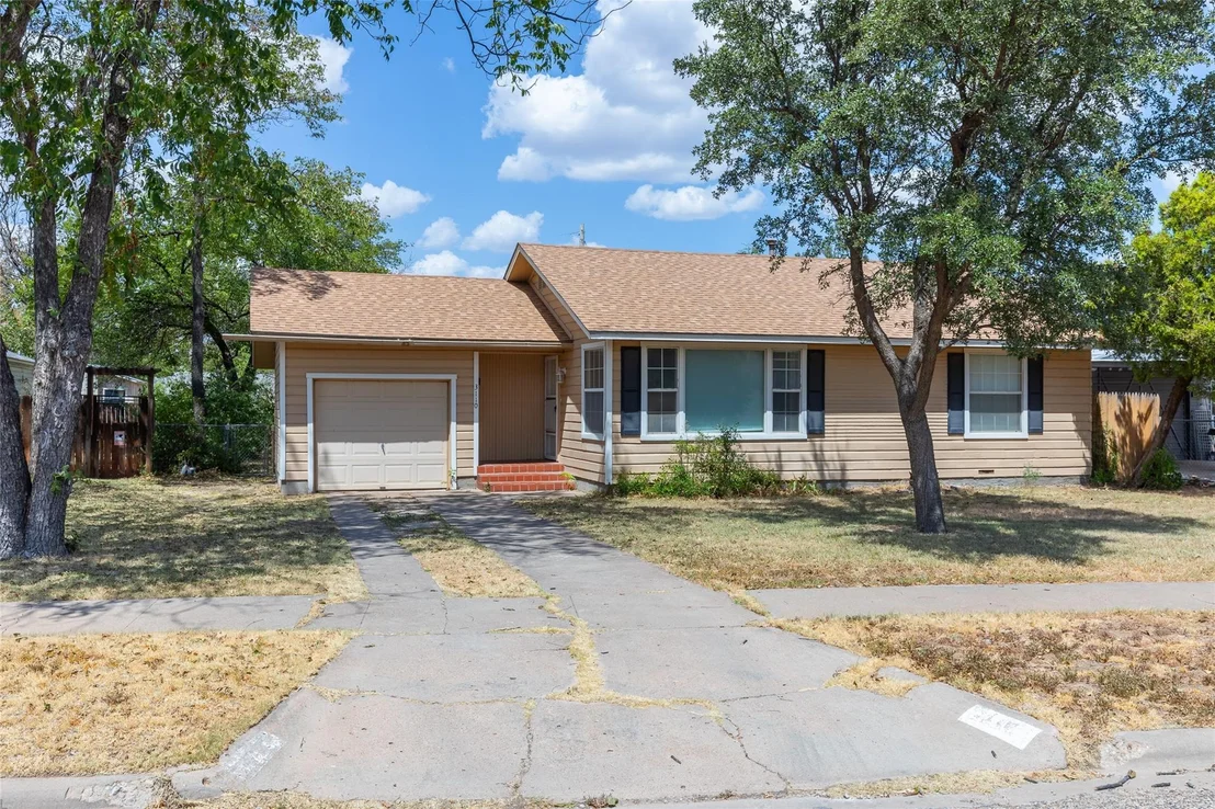 Photo of 3110 Hunt Street