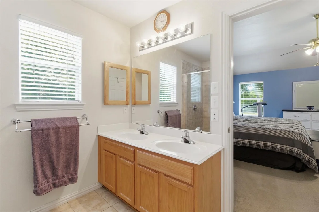 Photo of 2725 County Road 494