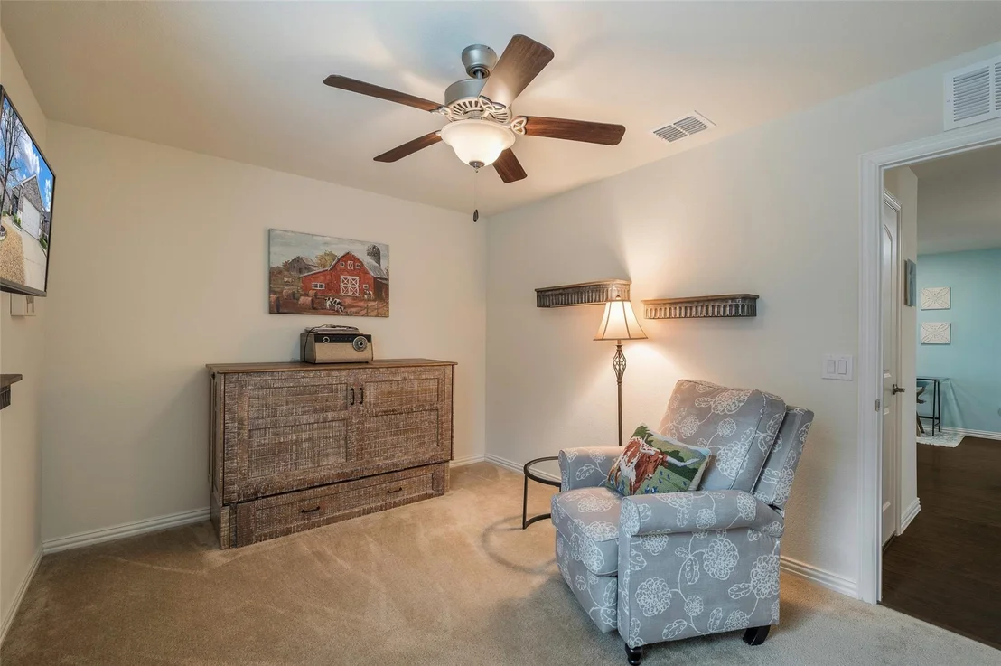 Photo of 7629 Parade Drive