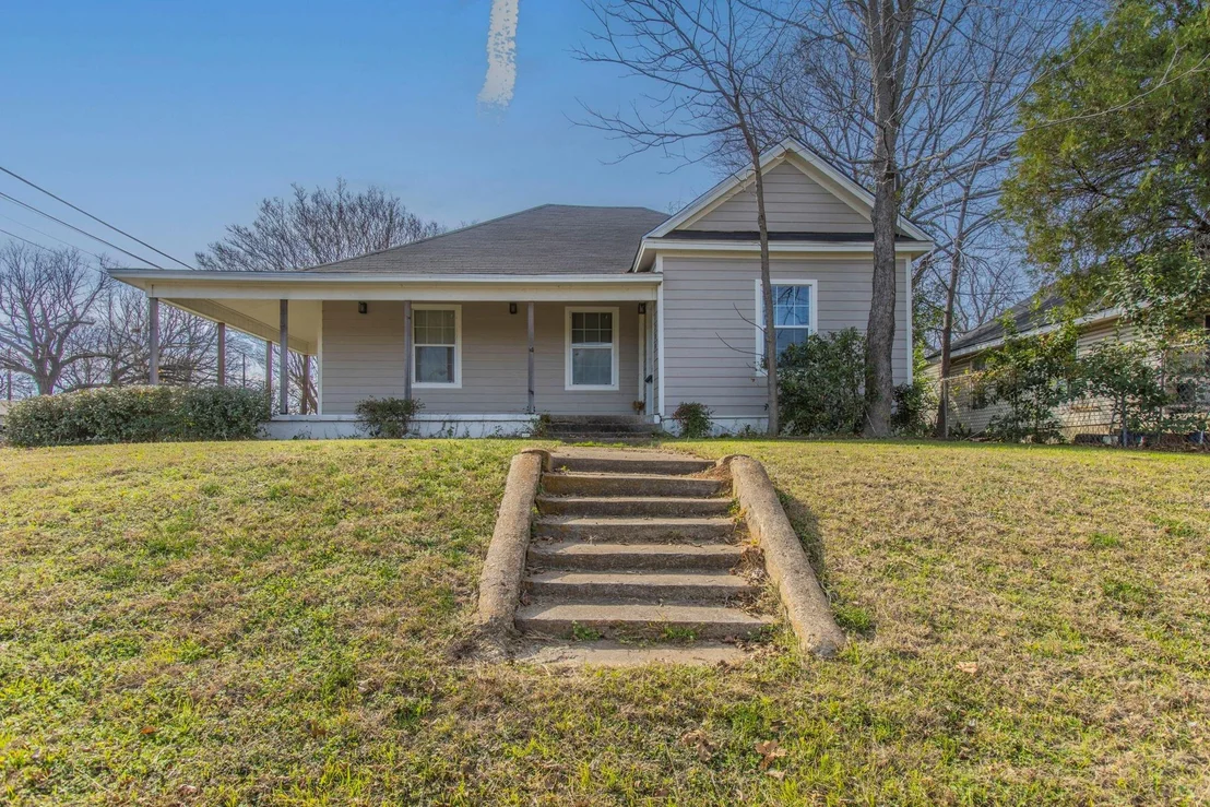 Photo of 1200 N 4th Street