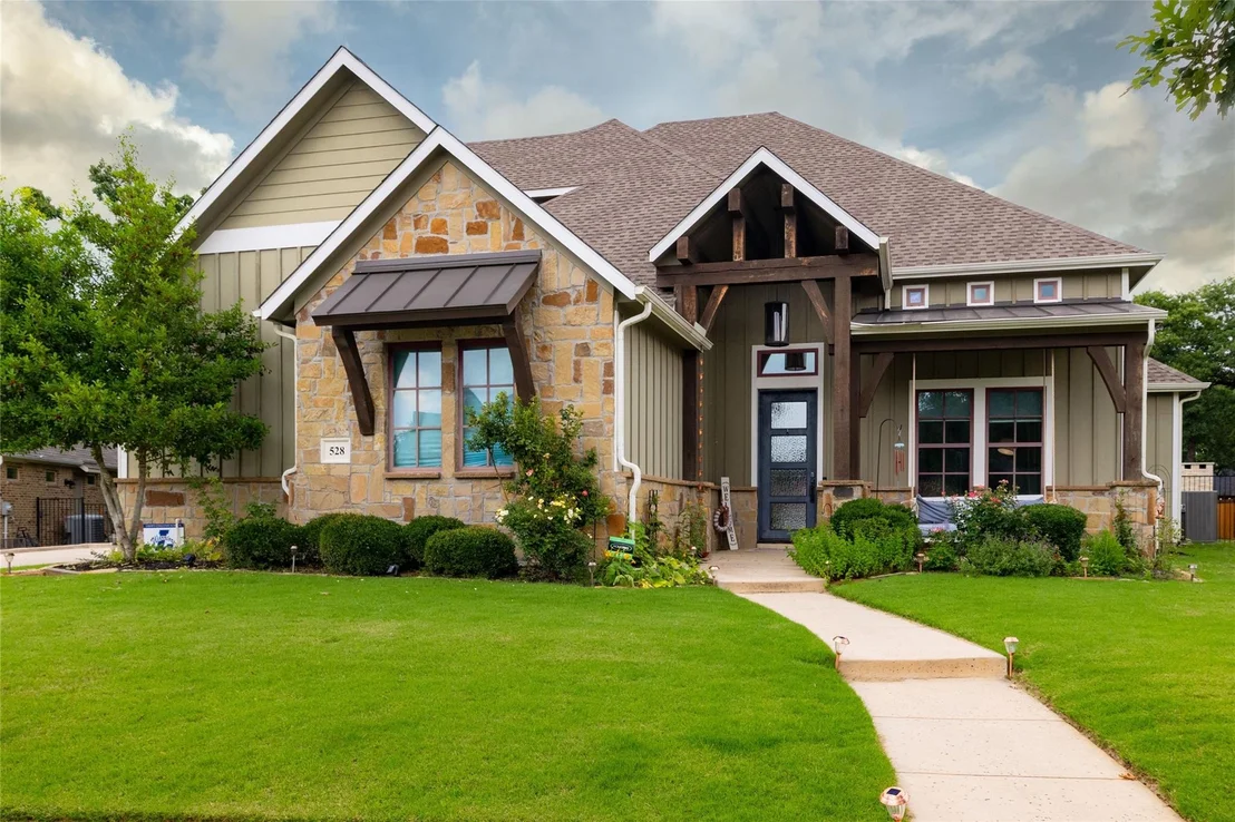 Photo of 528 Ellison Trace