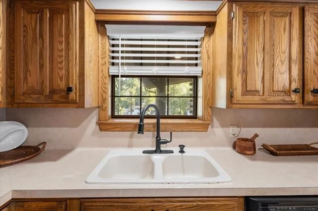 Photo of 1603 Pineview Lane