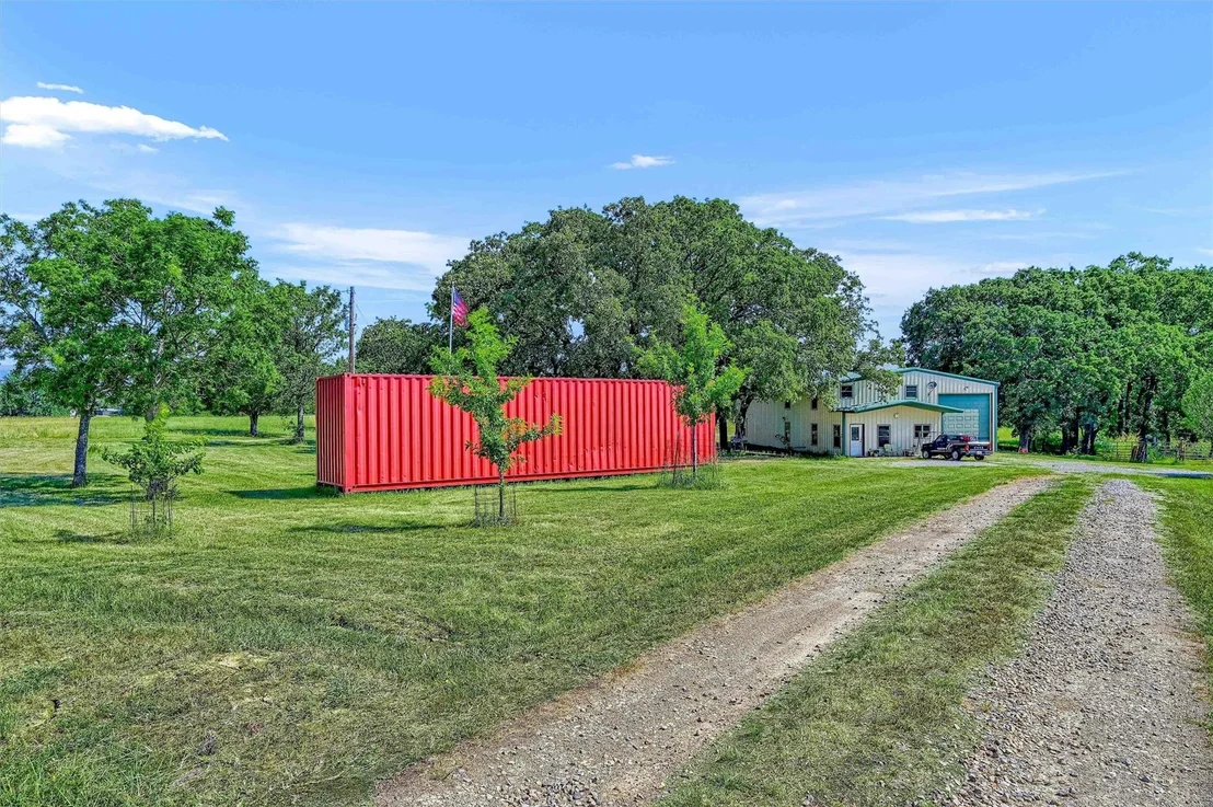Photo of 1200 County Road 1215