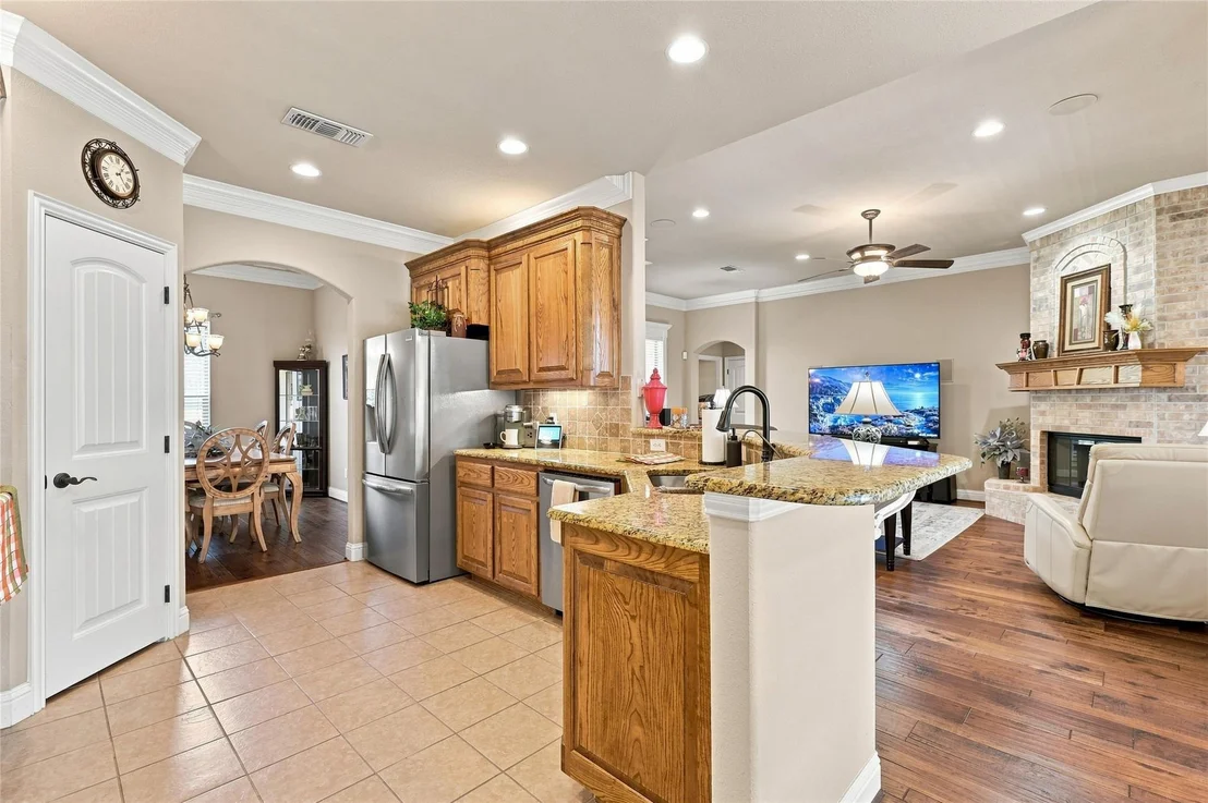 Photo of 6909 Westover Drive