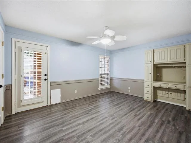 Photo of 6606 Canalview Drive