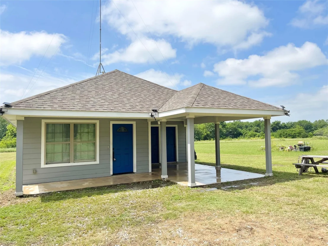 Photo of 1581 County Road 1079