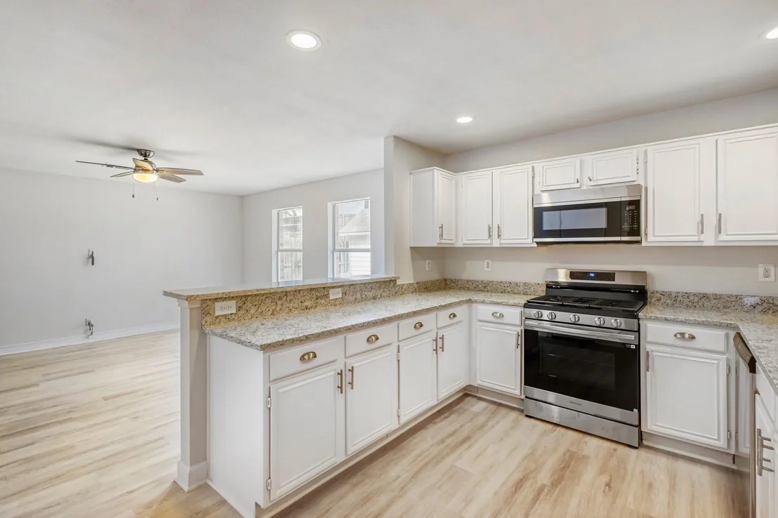 Photo of 2112 Meadowview Drive