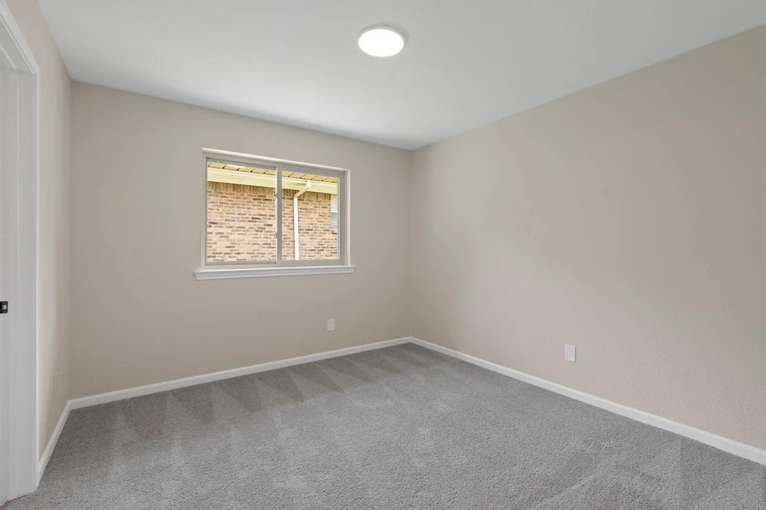 Photo of 2202 Silver Holly Lane