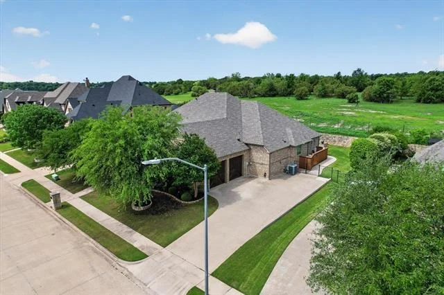 Photo of 4500 Knoll Ridge Drive