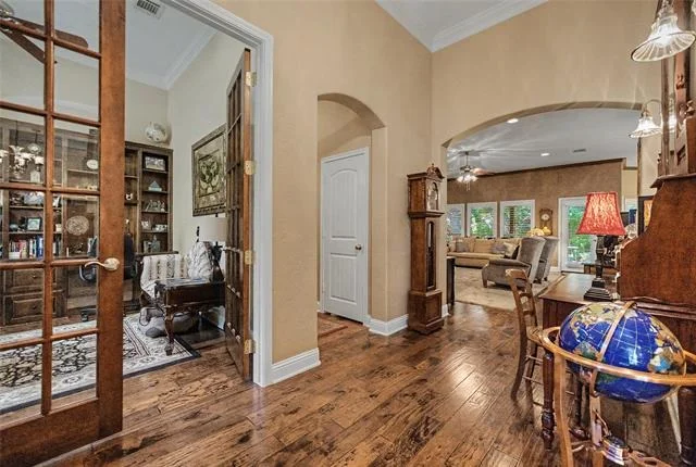 Photo of 127 Cedar Bluff Court