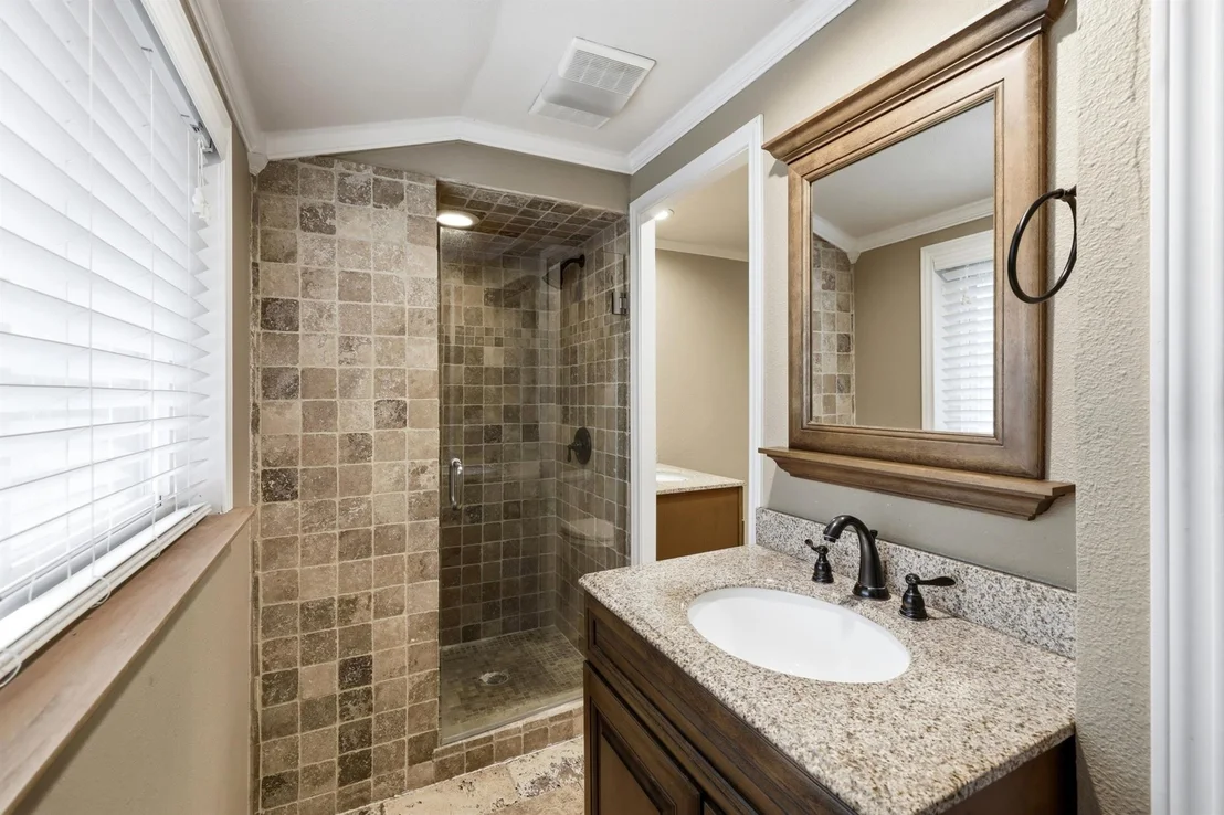 Photo of 806 Waggoner Drive