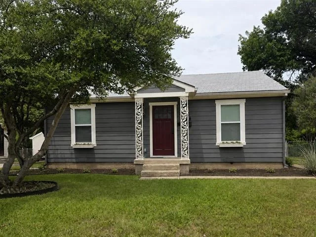 Photo of 3811 Academy Drive