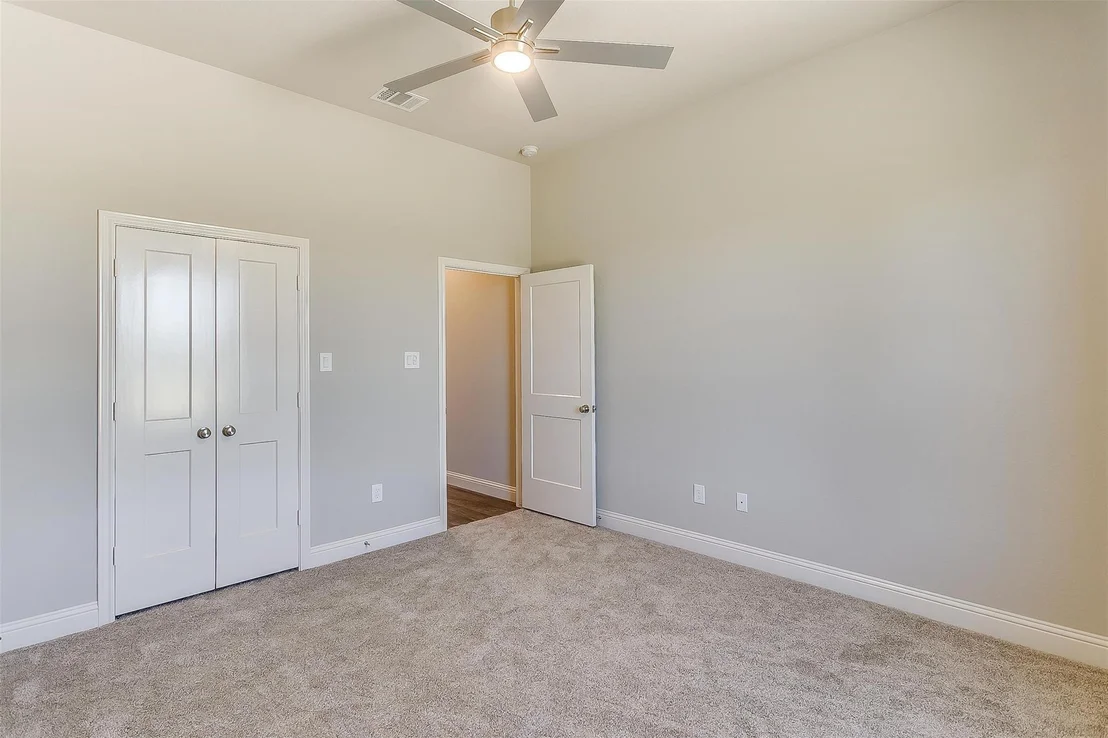 Photo of 1014 Gonzollas Road
