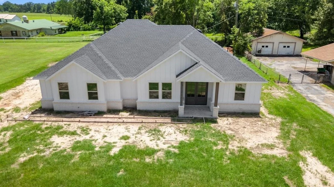 Photo of 180 Nix Drive