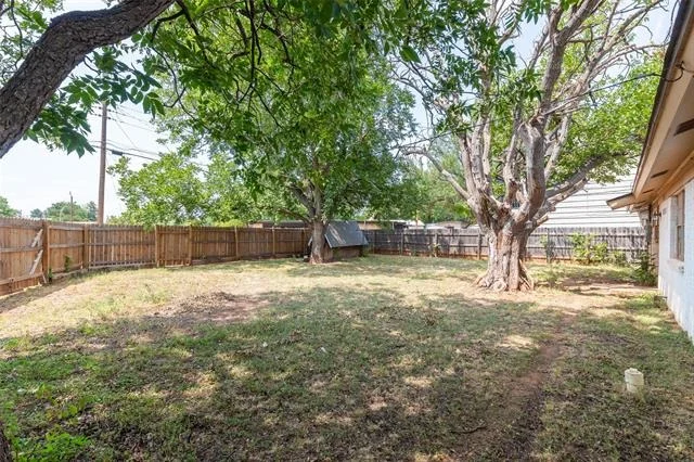 Photo of 3901 Laurel Drive
