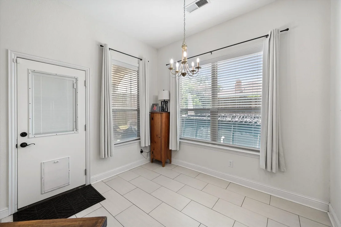 Photo of 1815 Clearbrook Lane