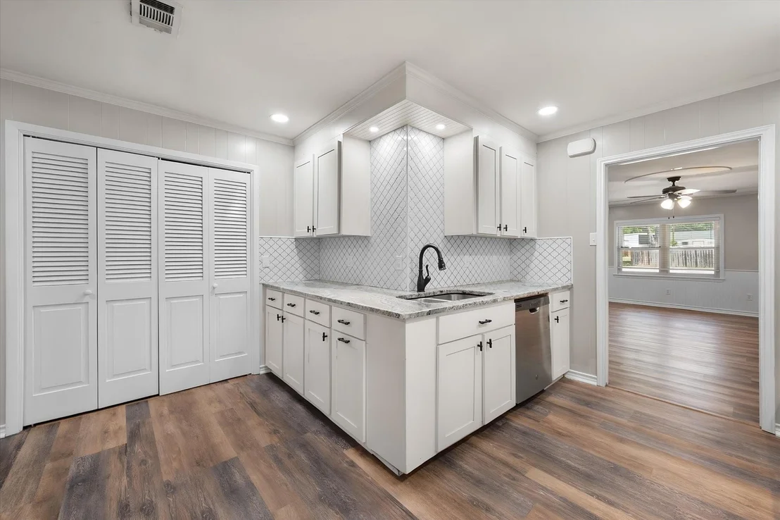 Photo of 401 Hutson Drive