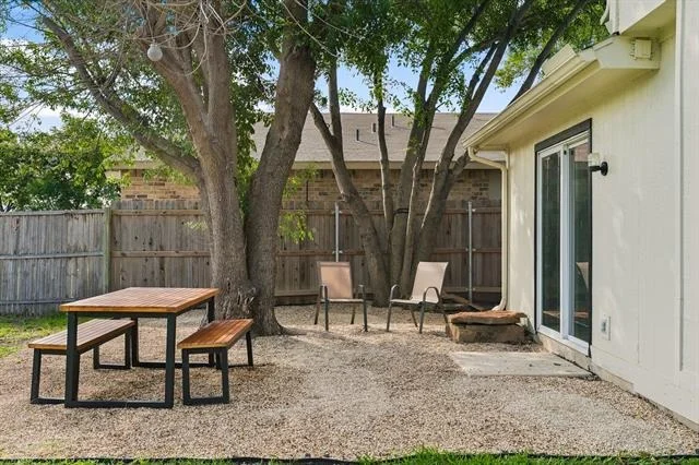 Photo of 5633 Powers Street