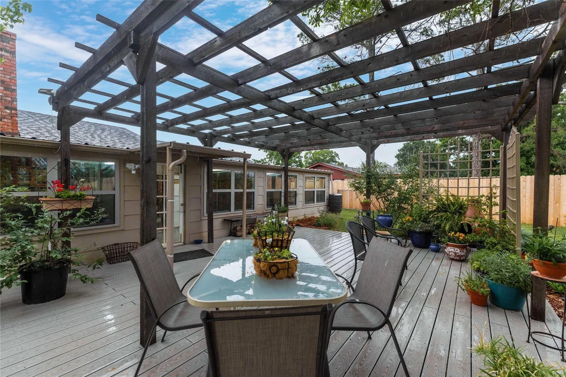 Photo of 205 longhorn dr
