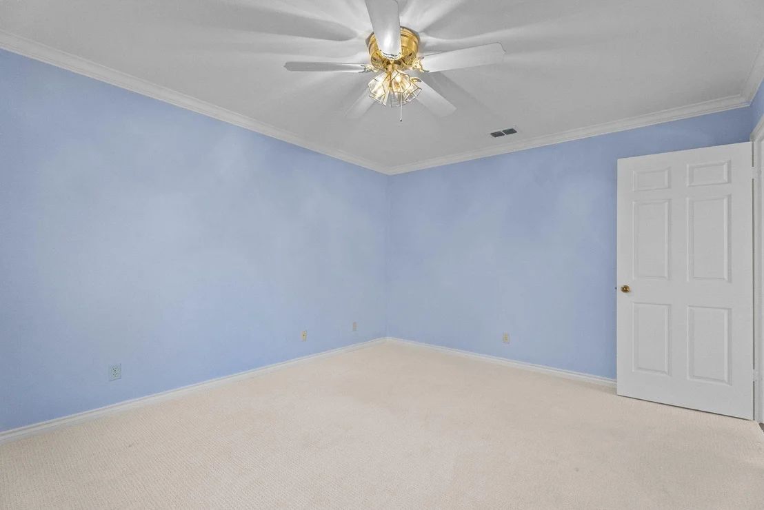 Photo of 1807 Royal Oak Drive