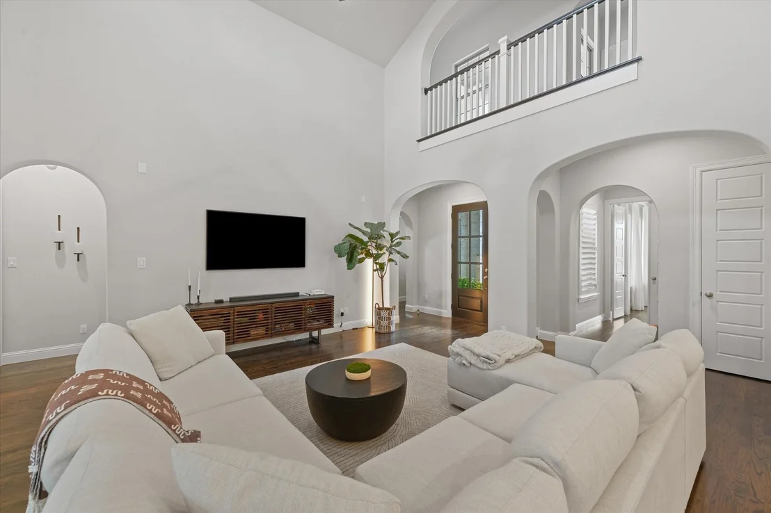 Photo of 1313 Grassland Drive