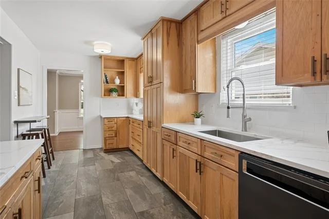 Photo of 628 Parkview Lane