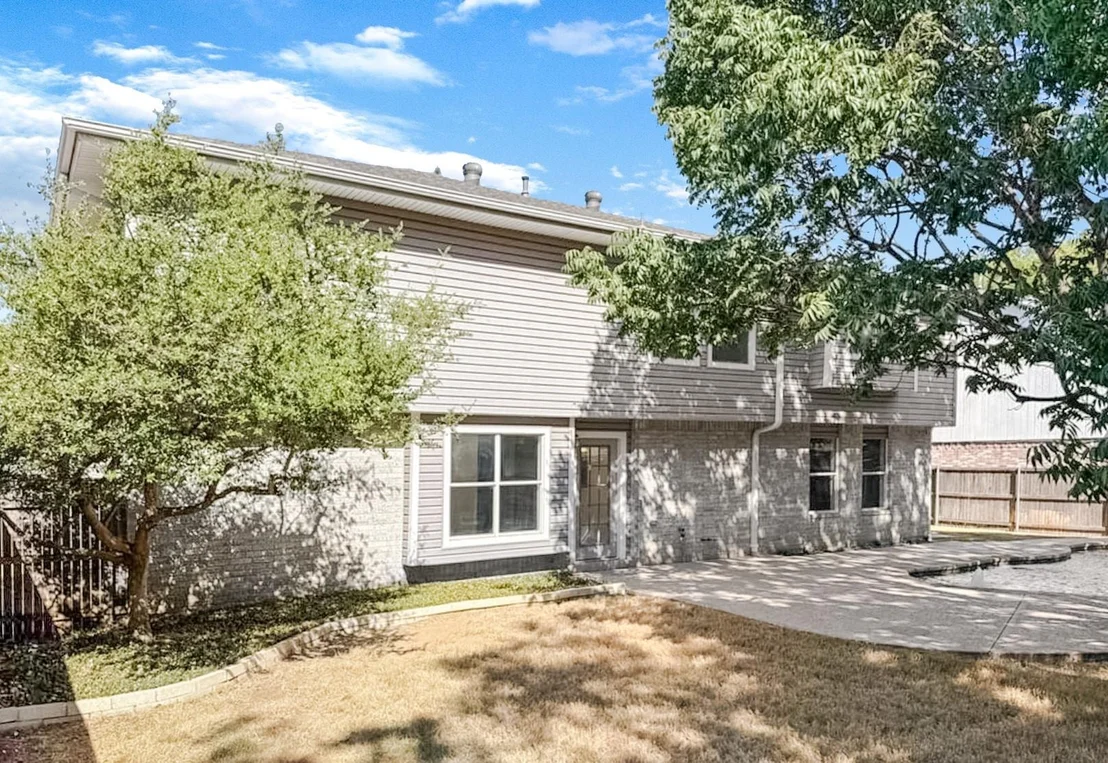 Photo of 2711 Vistaview Drive