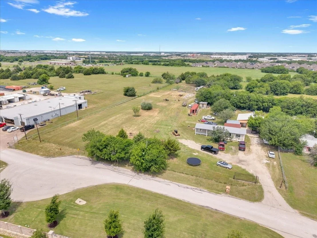 Photo of 2511 Mathis Road