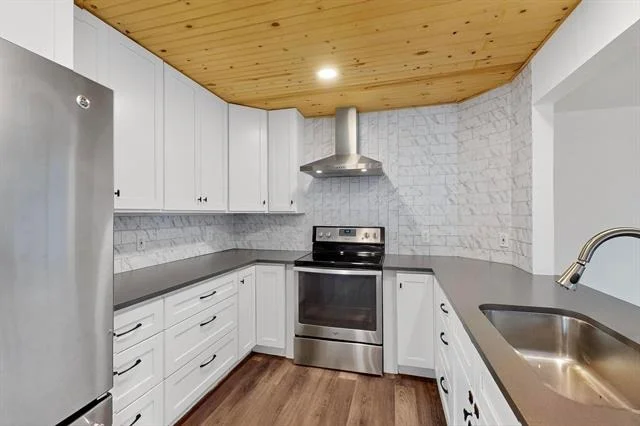 Photo of 4857 Fallon Place