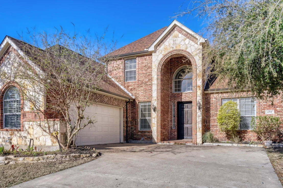 Photo of 6911 Bradford Estates Drive