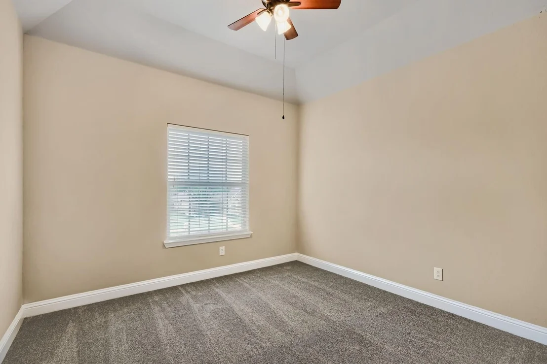 Photo of 126 Fox Hollow Boulevard