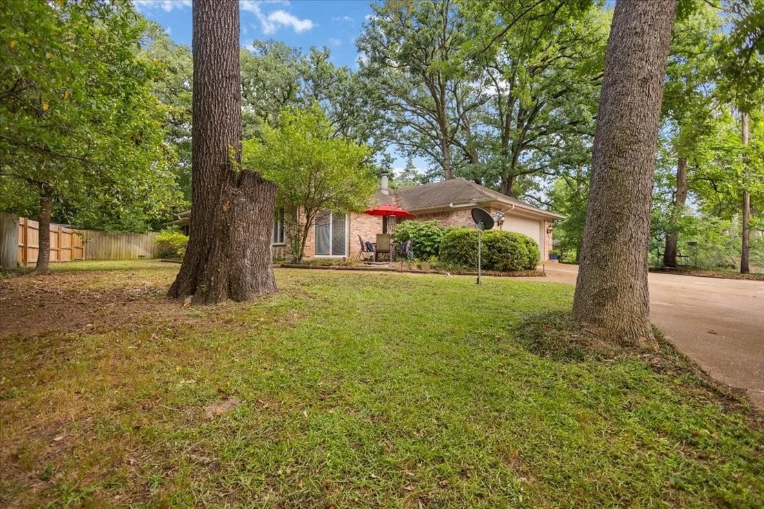 Photo of 241 Hideaway Lane Central
