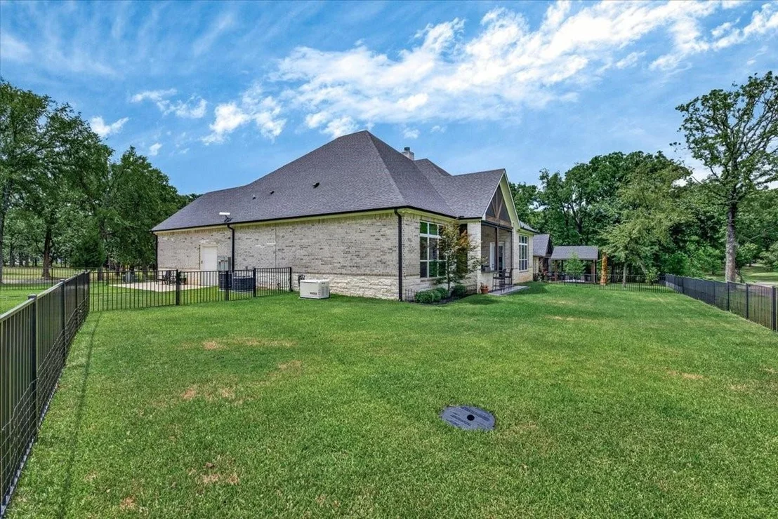 Photo of 181 Colonial Drive