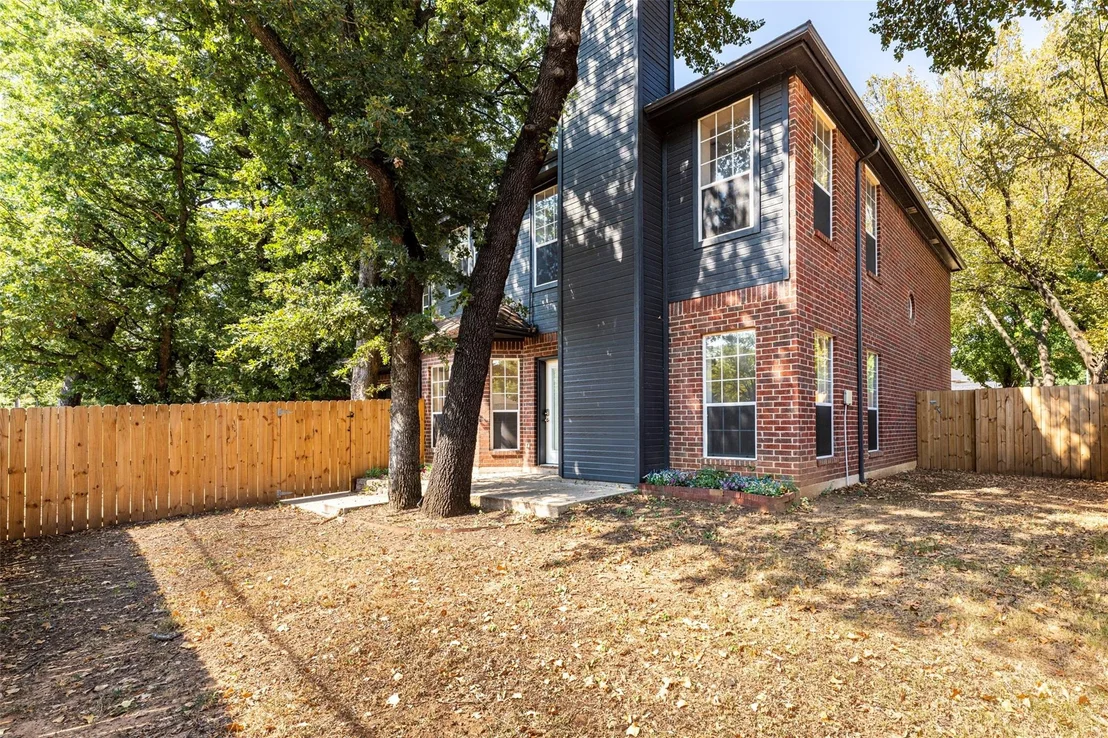 Photo of 6101 Copperfield Drive