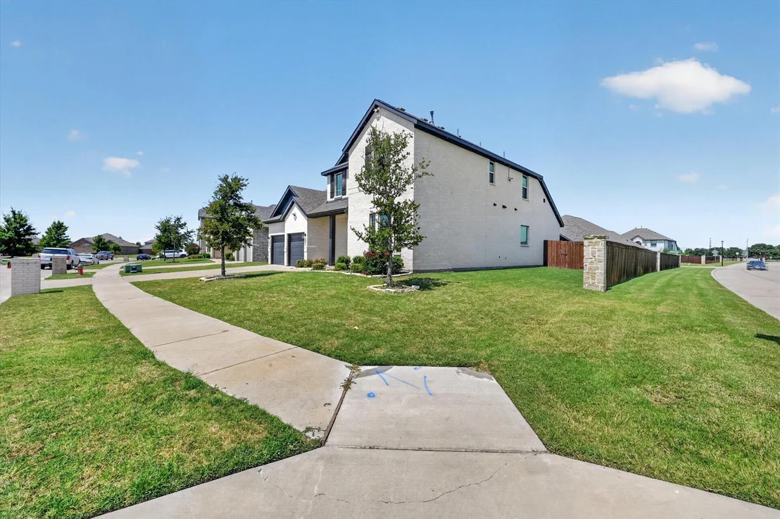 Photo of 112 Big Bend Drive