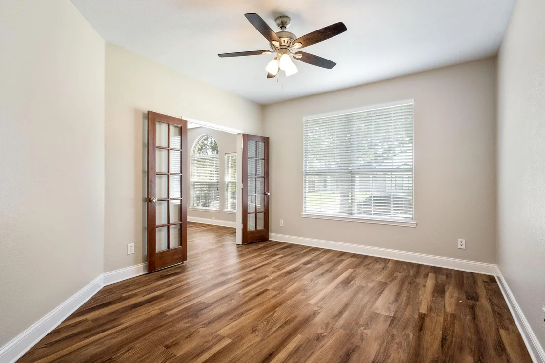 Photo of 1045 Woodhaven Circle