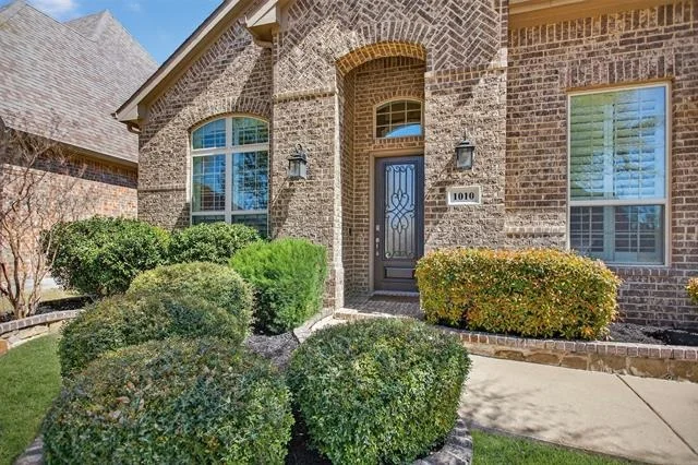 Photo of 1010 Longhill Way