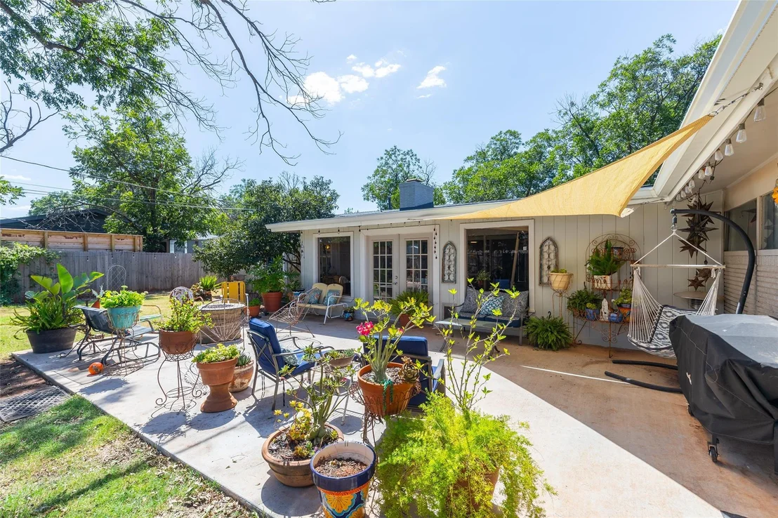 Photo of 1801 Sylvan Drive