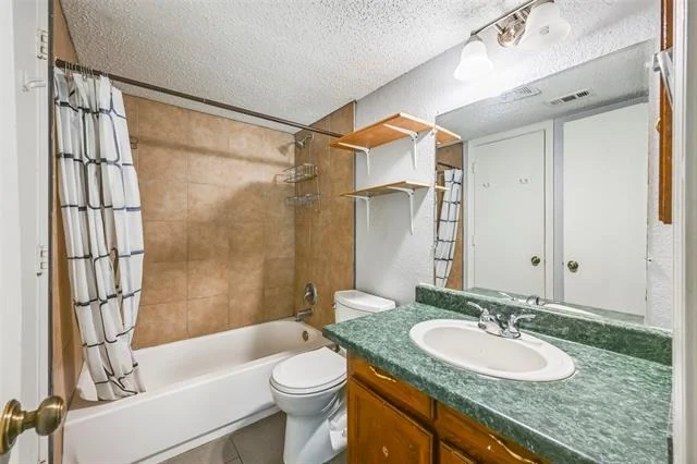 Photo of 1417 Caplin Drive