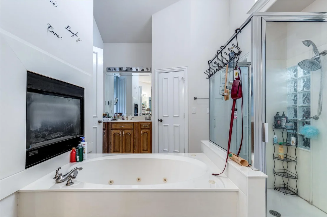 Photo of 5929 Pebblestone Lane