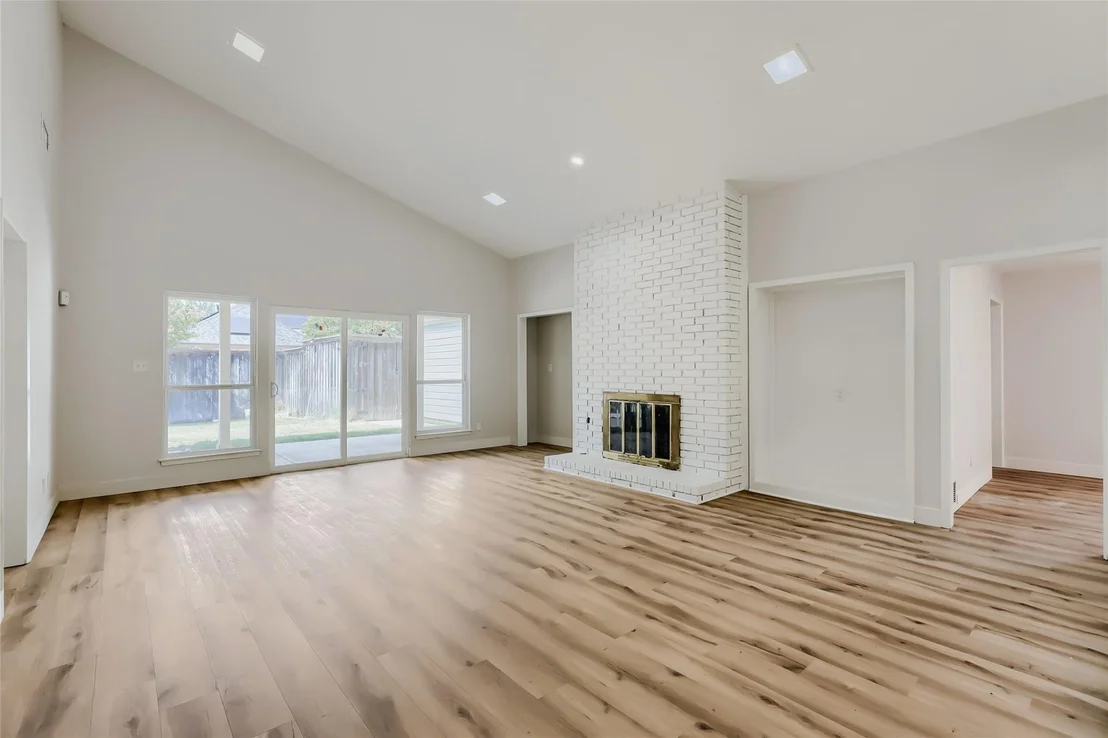 Photo of 3421 Cross Bend Road