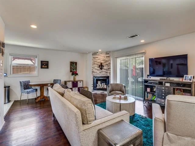 Photo of 3333 High Lark Drive