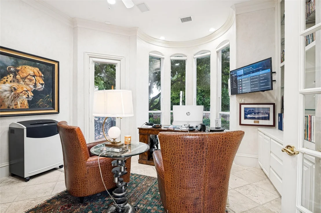 Photo of 5528 Gleneagles Drive