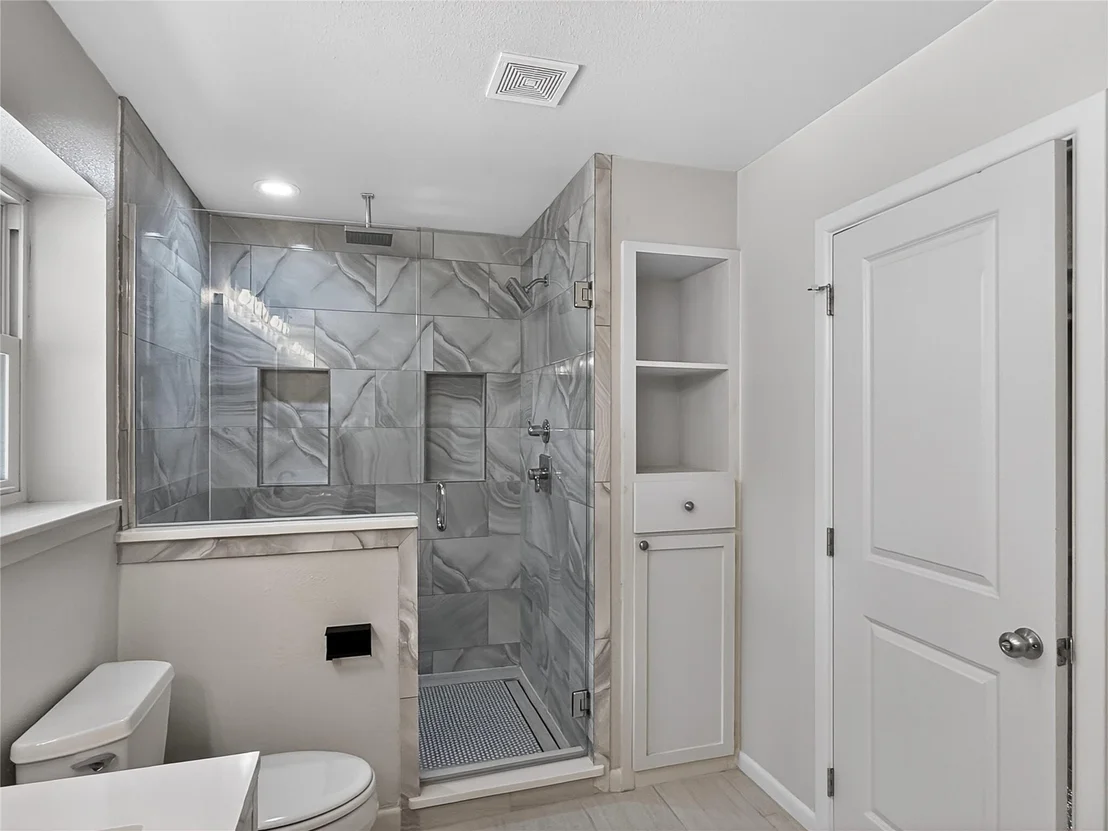 Photo of 617 Dunaway Lane