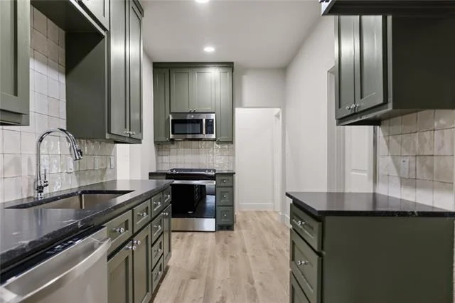 Photo of 502 W 6th Street