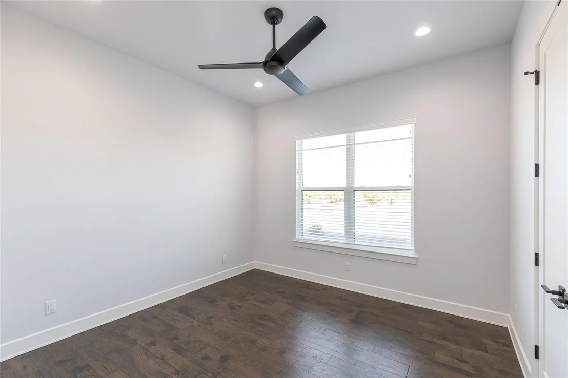Photo of 8250 Drovers Lane