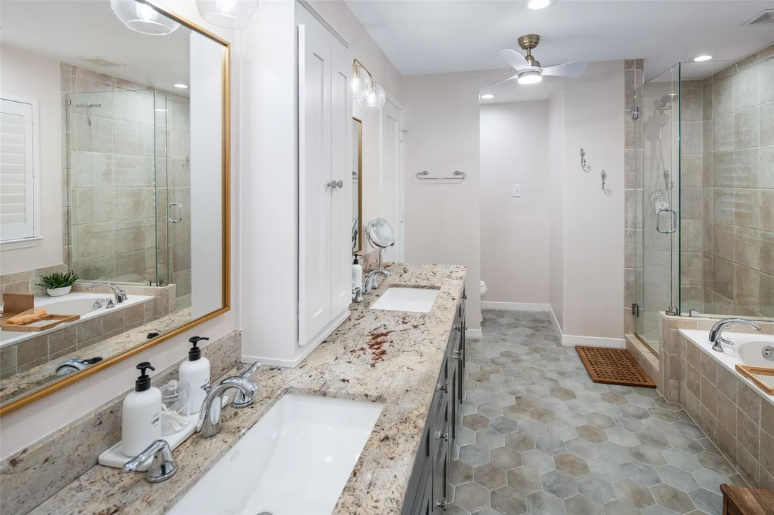 Photo of 8817 Arborside Drive