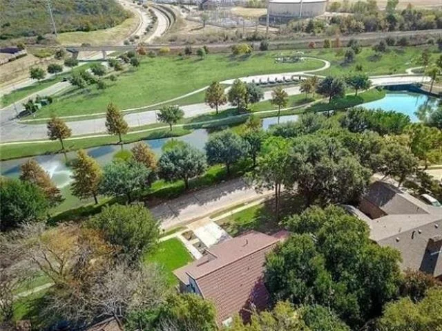 Photo of 502 Lakeside Drive